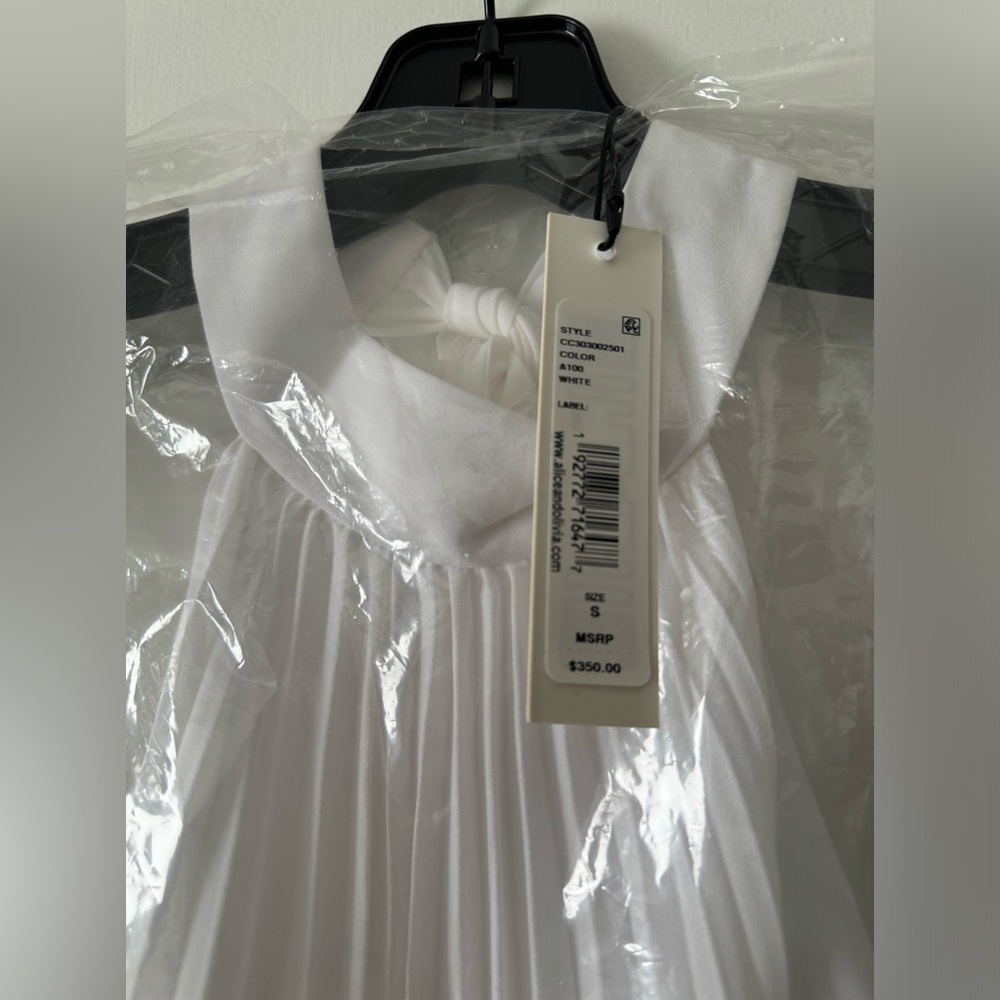 NWT Alice and Olivia high neck pleated mini dress